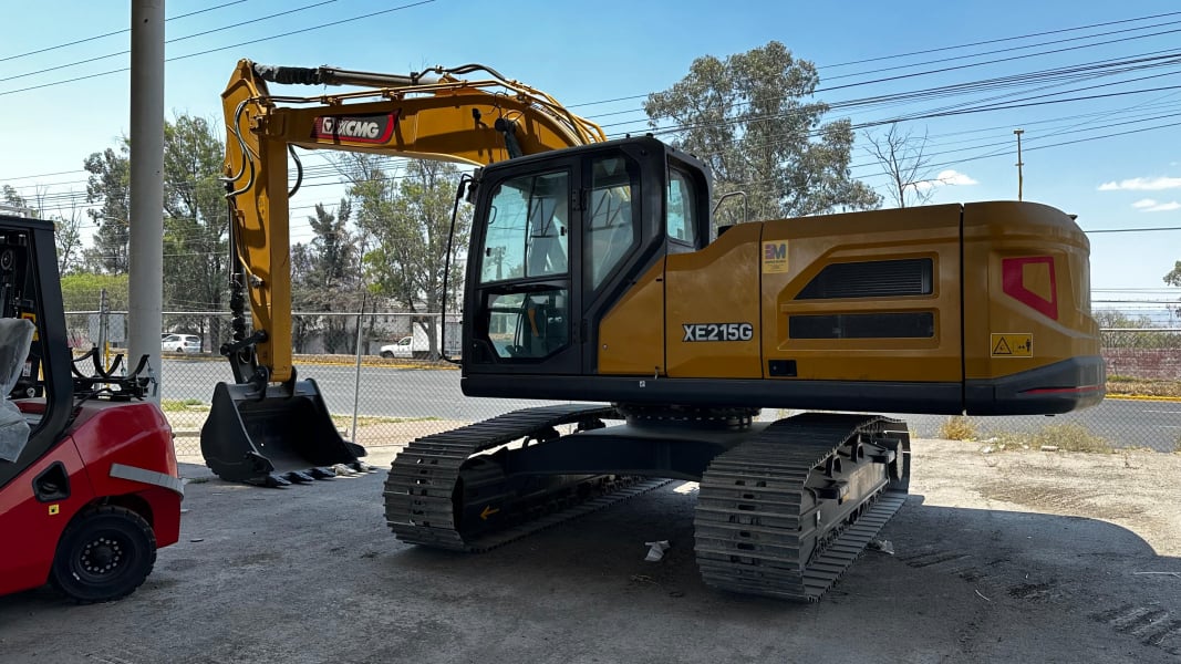 XCMG XE215G